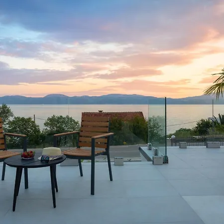 Bue Moon Holiday home Podaca