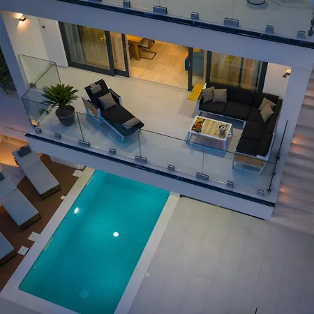 Bue Moon Holiday home Podaca